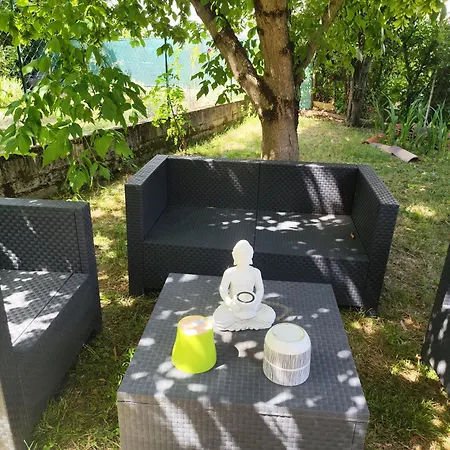 Studio Goya Et Jardin 2 Nuits Minimum Castres  Exterior photo